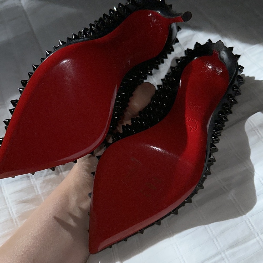 Christian Louboutin Follies Spikes 100 Nappa Shiny  BRAND NEW NEVER WORN - Picture 4 of 6